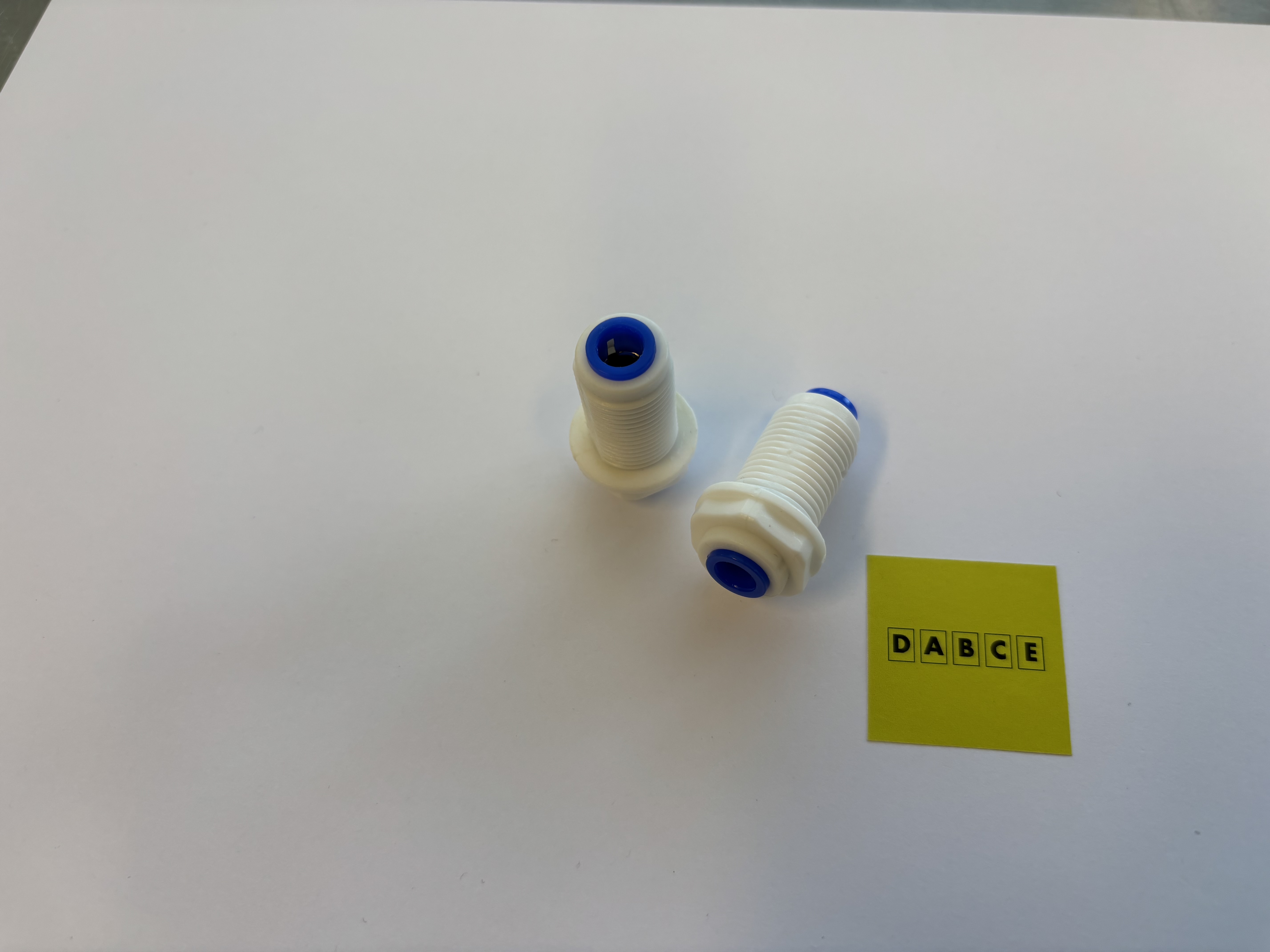 Bulkhead Tank Connector with Push-Fit Coupling for 1/4" (6mm) Tubing